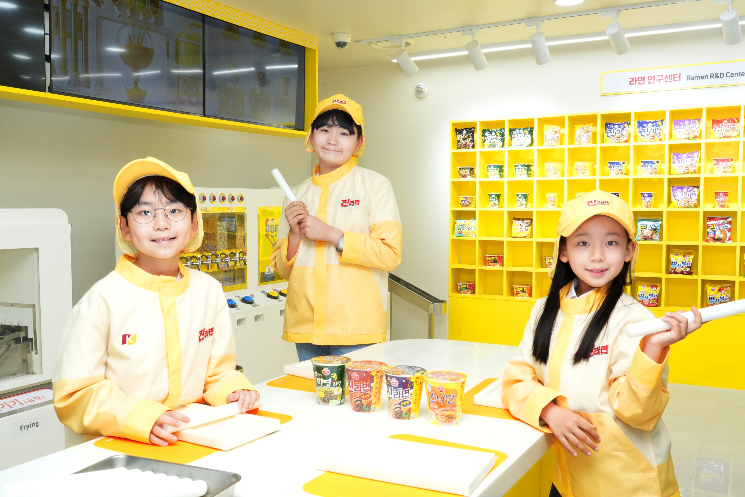 ㈜오뚜기, 키자니아 체험관 새롭게 단장…라면연구센터·쿠킹스쿨 리뉴얼
